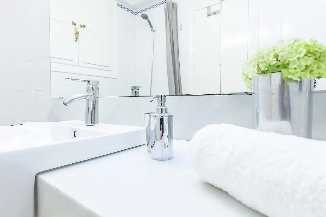 Precioso En Santa Cruz Lirio Bajo Apartment Seville Spain